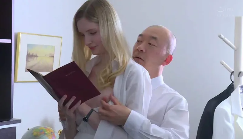 Người vợ chấp nhận làm em gái cho đối tác của ông xã để trả nợ